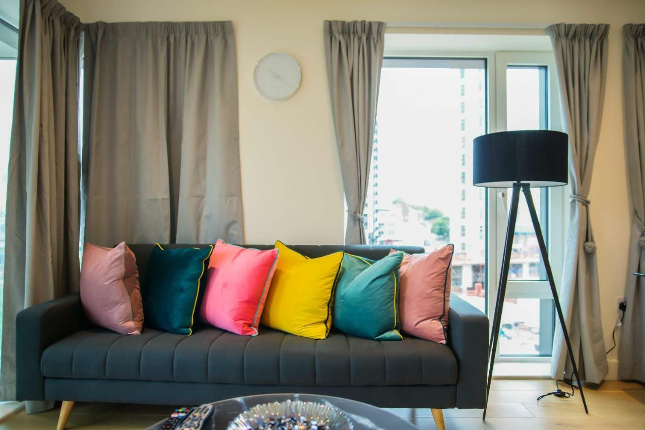 Lejlighed Thames View 2 Bed With Balcony London