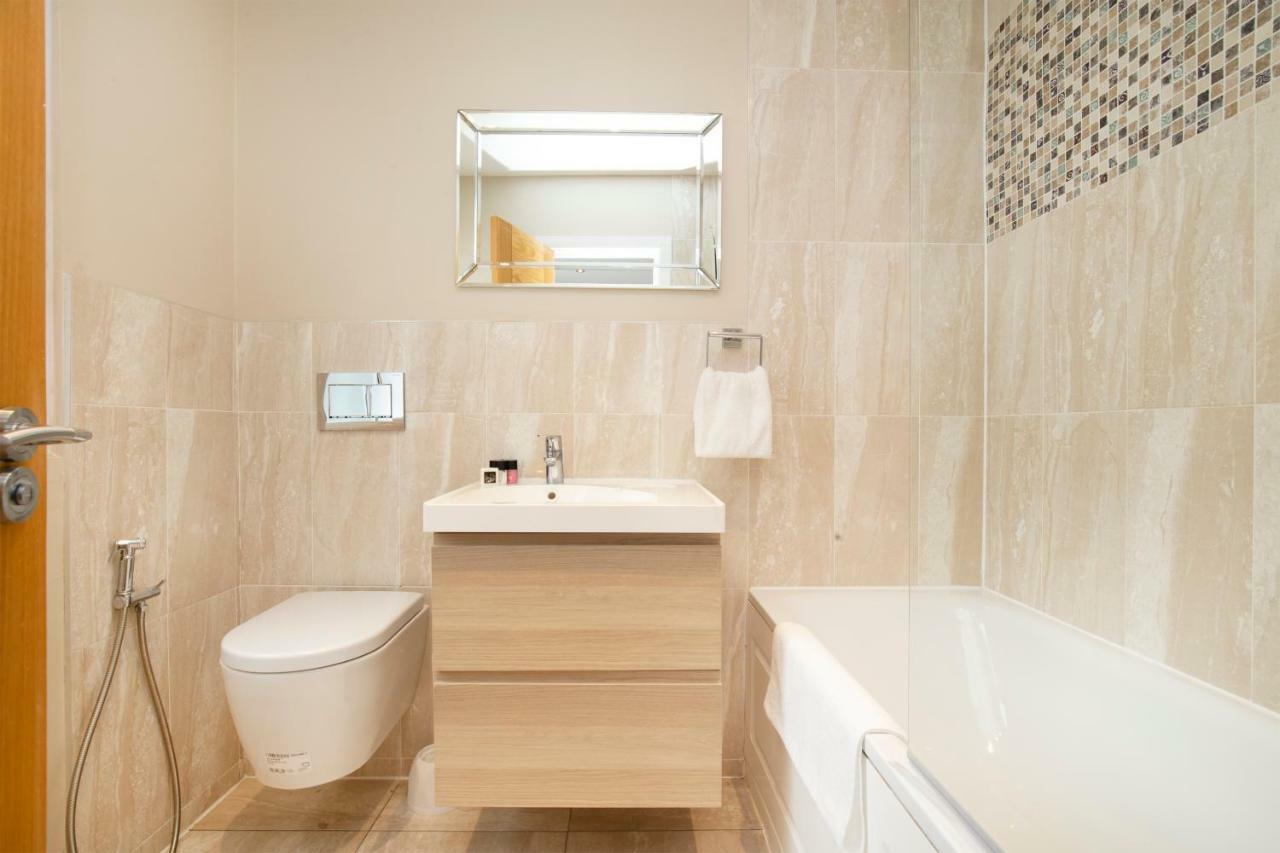 Crawford Suites Serviced Apartments *