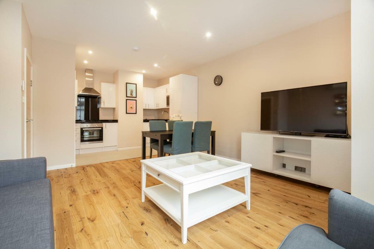 Crawford Suites Serviced Apartments *