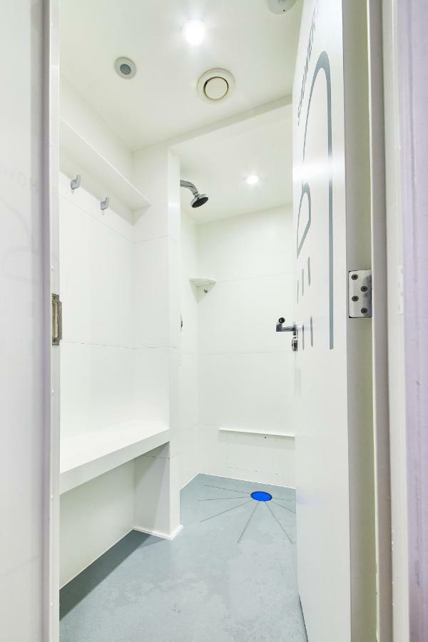 St Christopher's Bridge - Oasis Female Only Hostel London