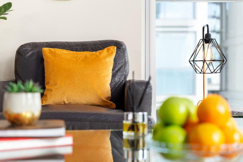Lanterns Court By Bridgestreet Apartment