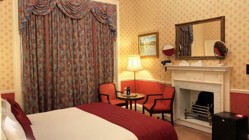 Hotel The Diplomat
