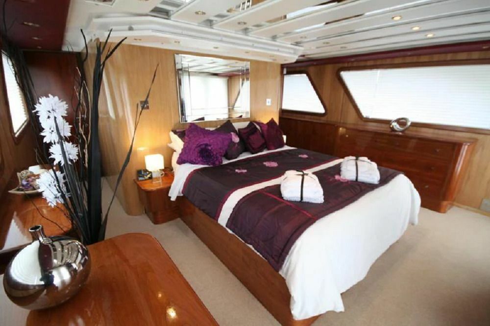Hotel Absolute Pleasure Yacht London