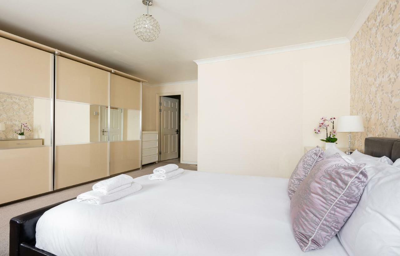 Canary Central Apartment
