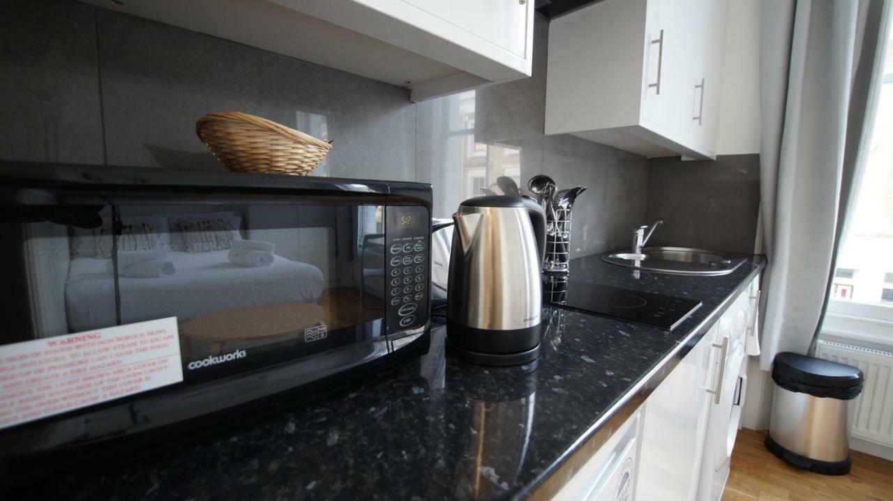 Ifield Road By Mayfair Londen