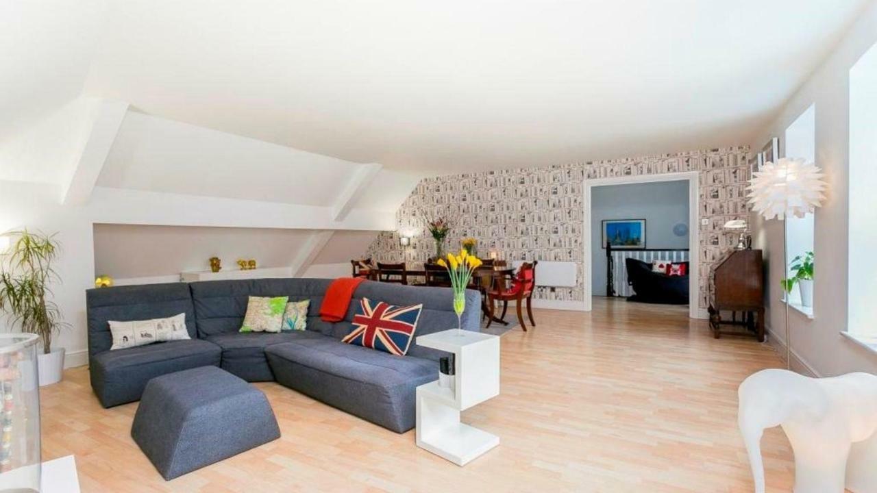 Super Cool 2 Bedroom Split Level Duplex