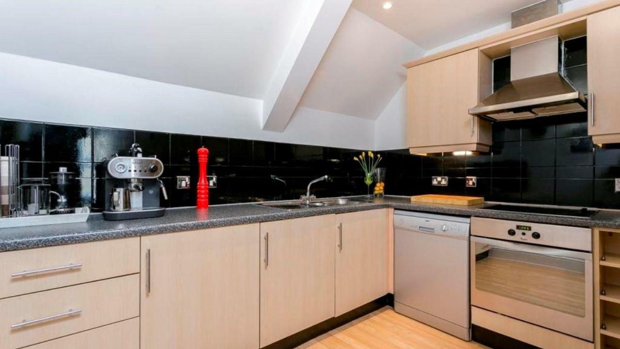 Holiday home Super Cool 2 Bedroom Split Level Duplex