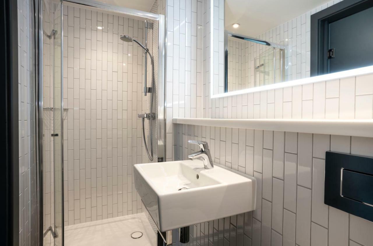 Point A Kensington Olympia Hotell 3*