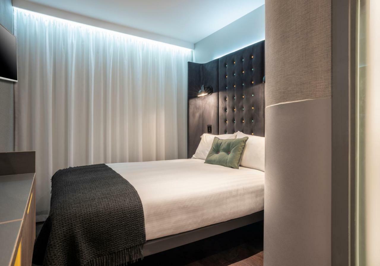Point A Kensington Olympia Hotell