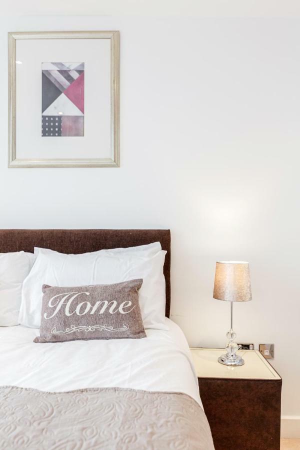 Premium Excel 3 & 2 Bedrooms *