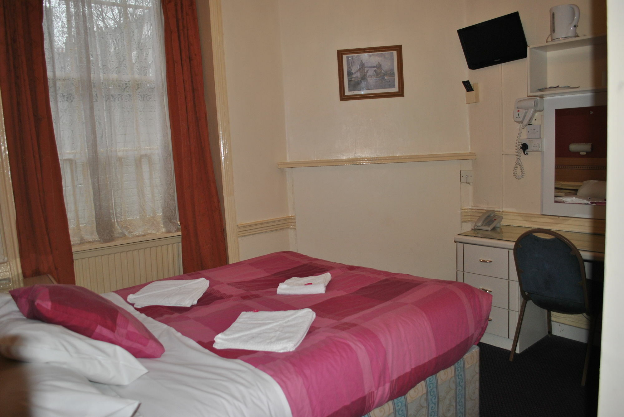 Guest house Grenville House 2*
