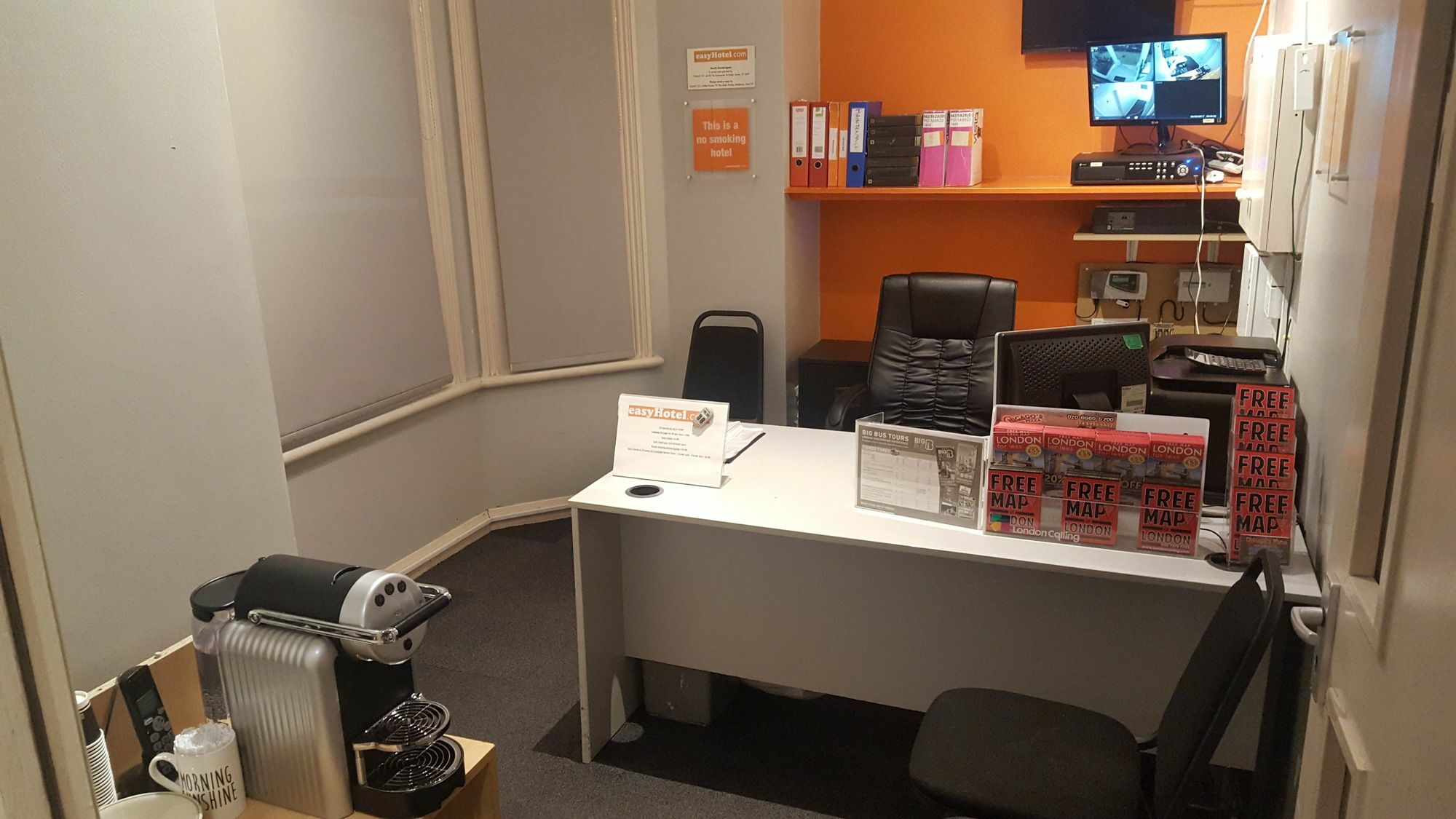 Easyhotel South Kensington 2*