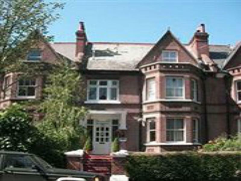 Bed & Breakfast Five Kings London