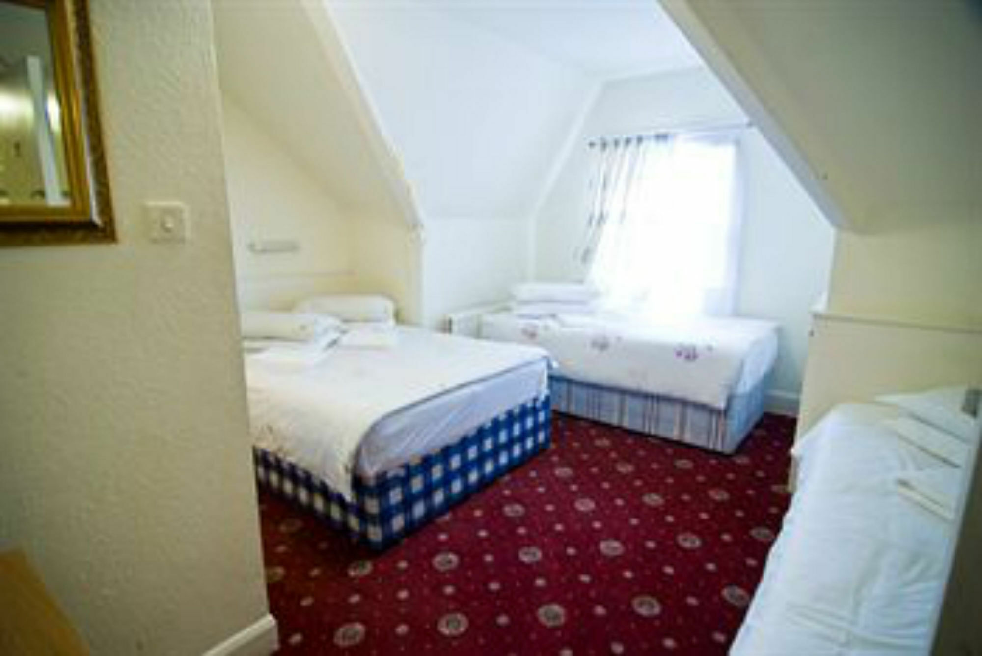 Five Kings Bed & Breakfast 2*