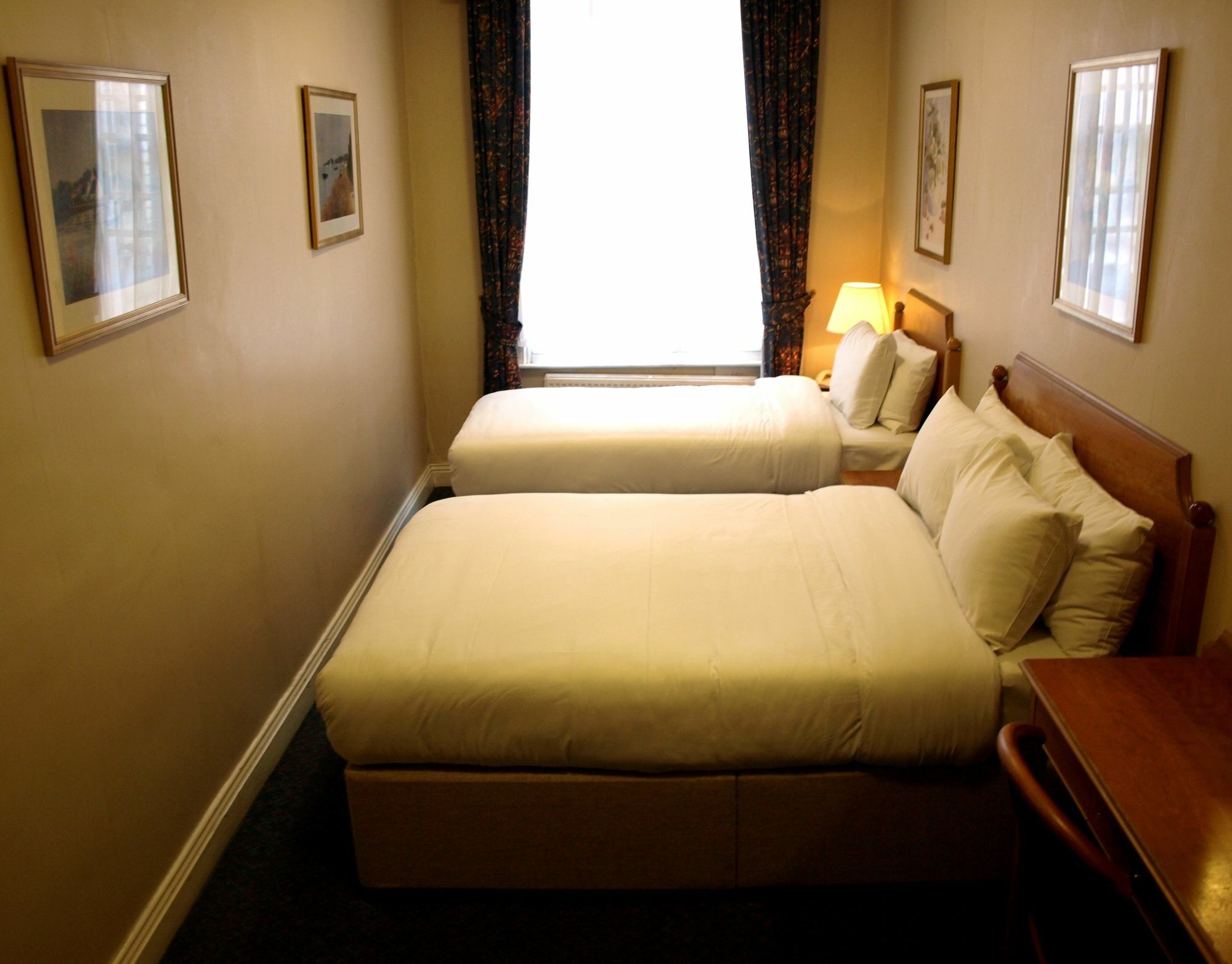 Hotel Mornington Victor Belgravia