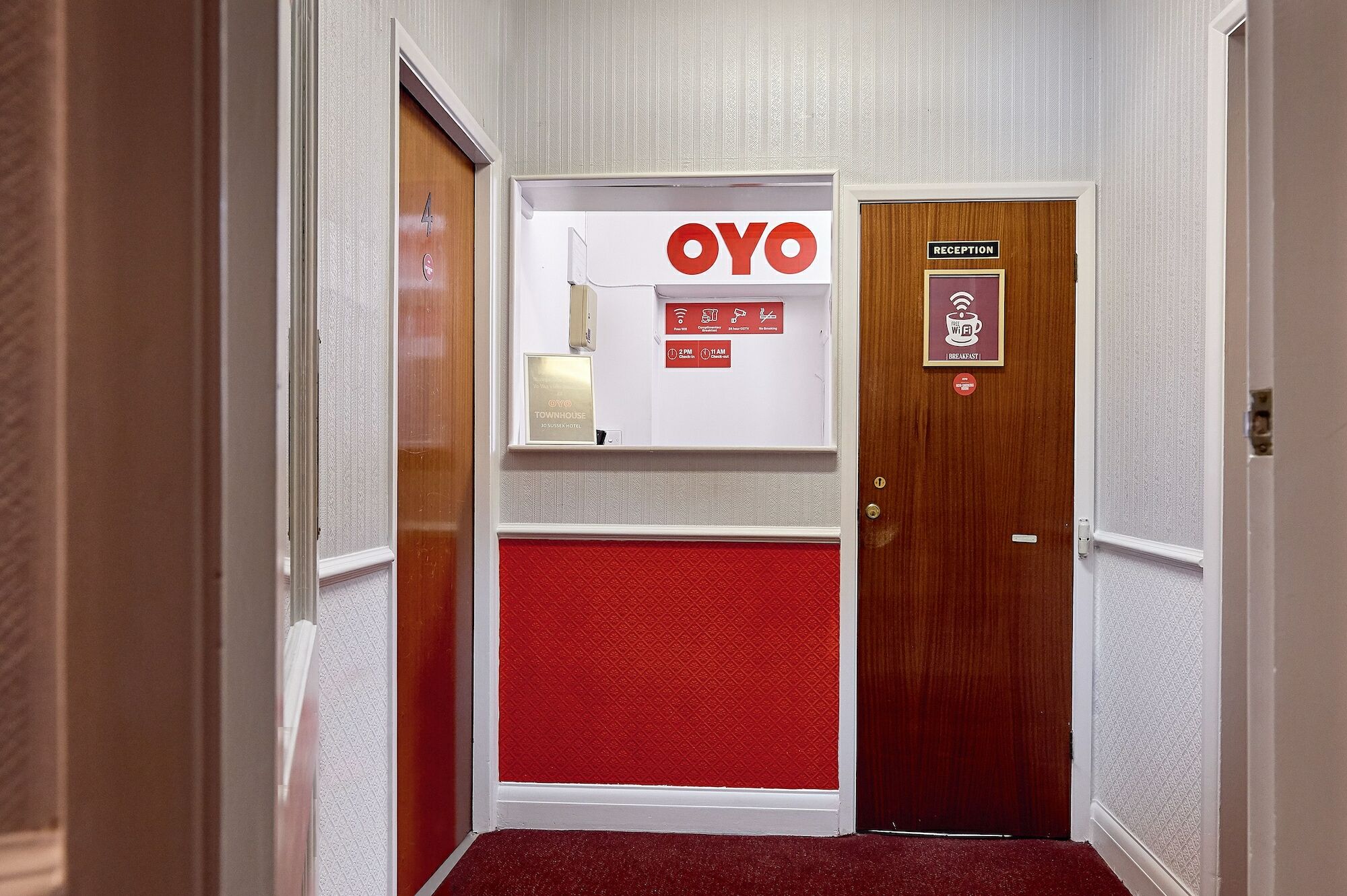 Oyo 24 Sussex, Paddington