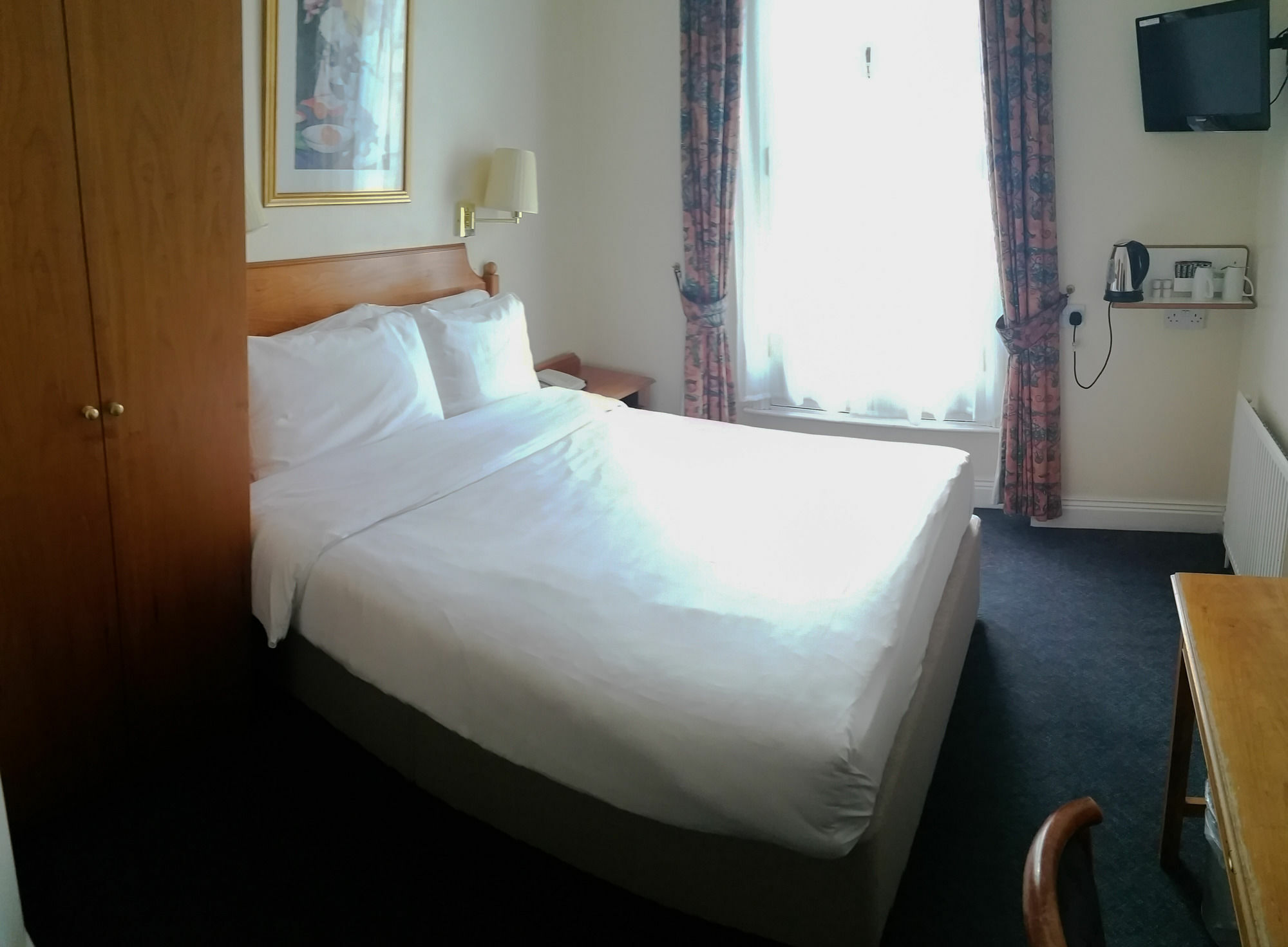 Mornington Victor Belgravia 4*