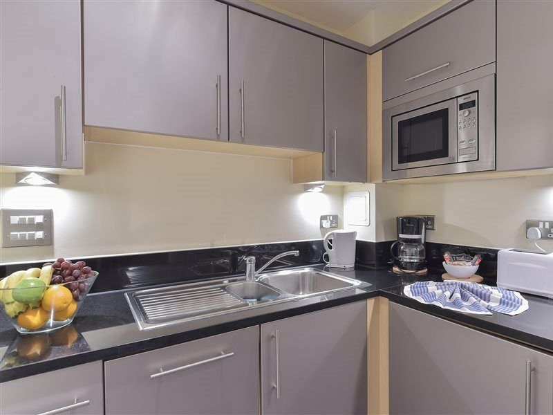 Thames Bridges Hotel 4*
