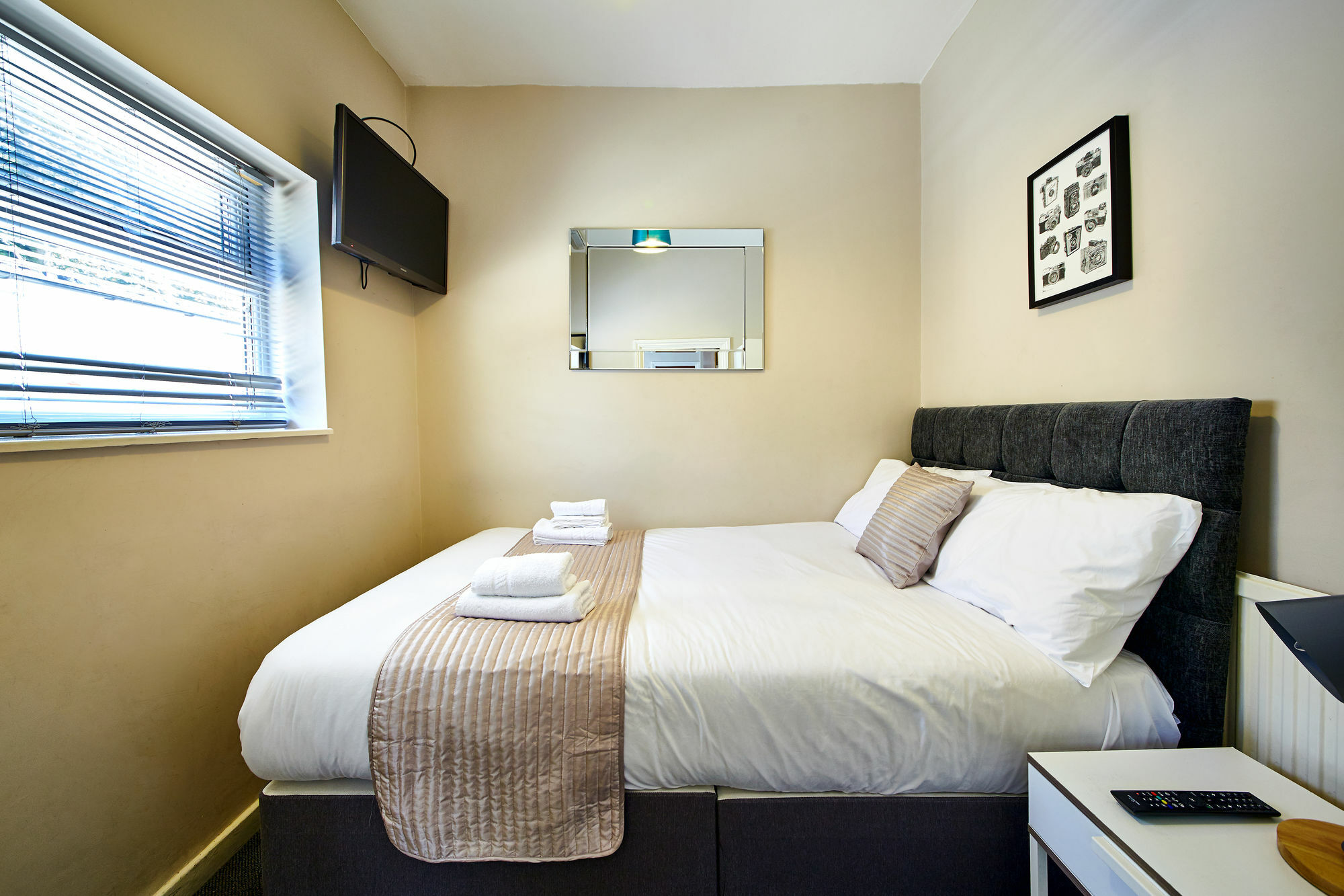Hotel United And London