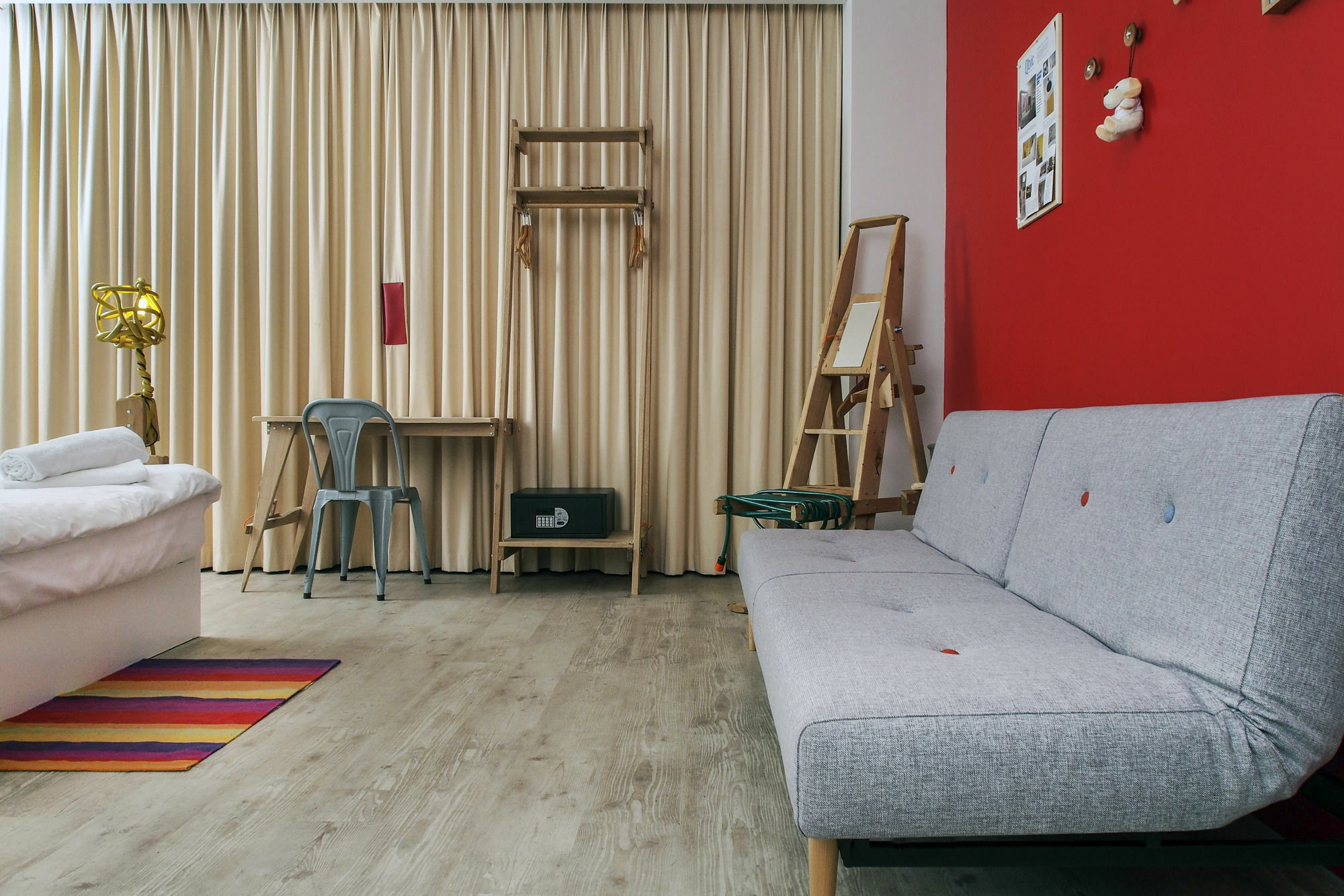 Hotel The Corner 3*