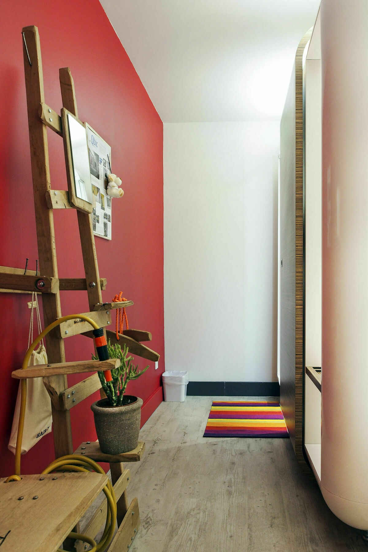 Hotel The Corner 3*