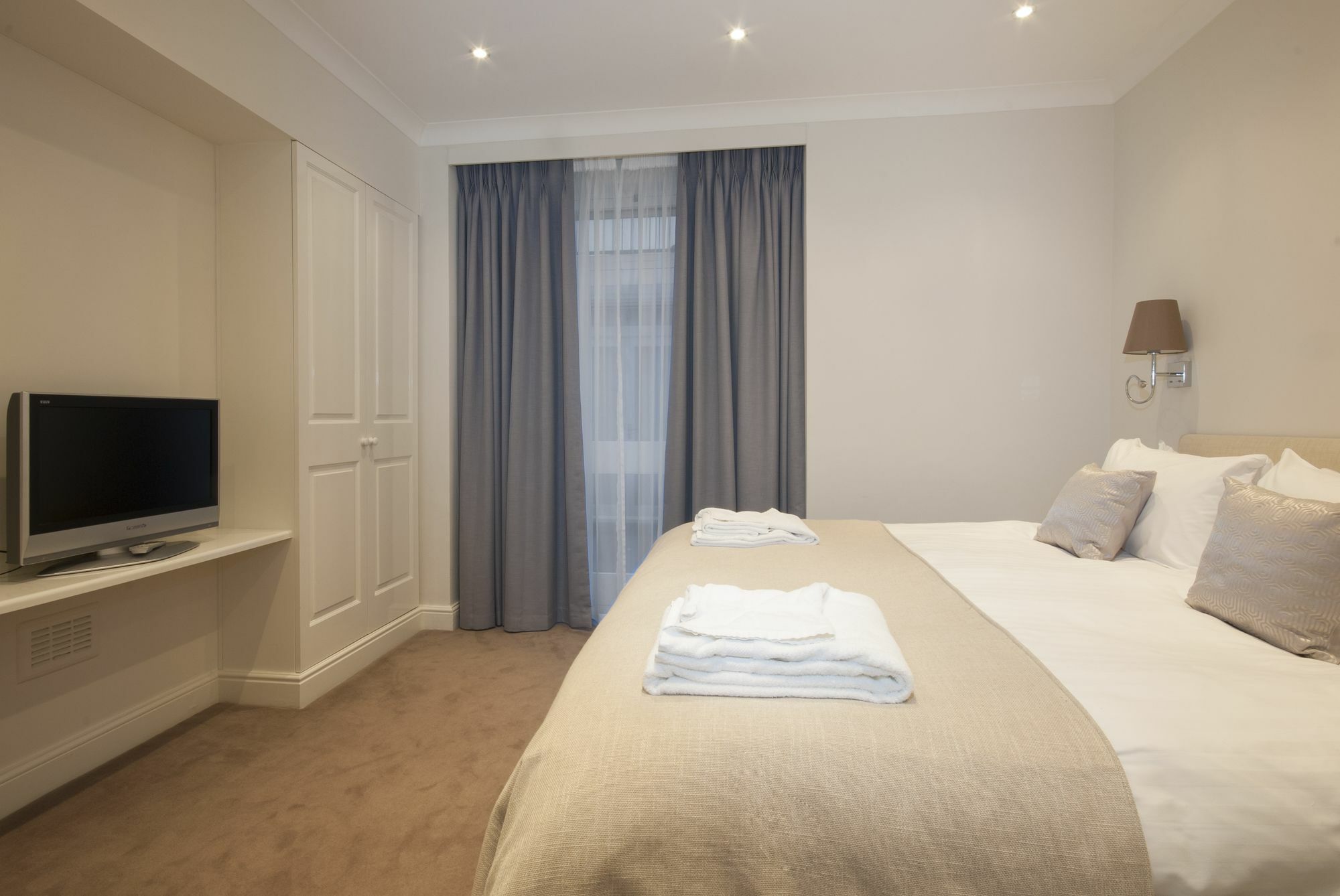 Lägenhetshotell Manson Place 4*