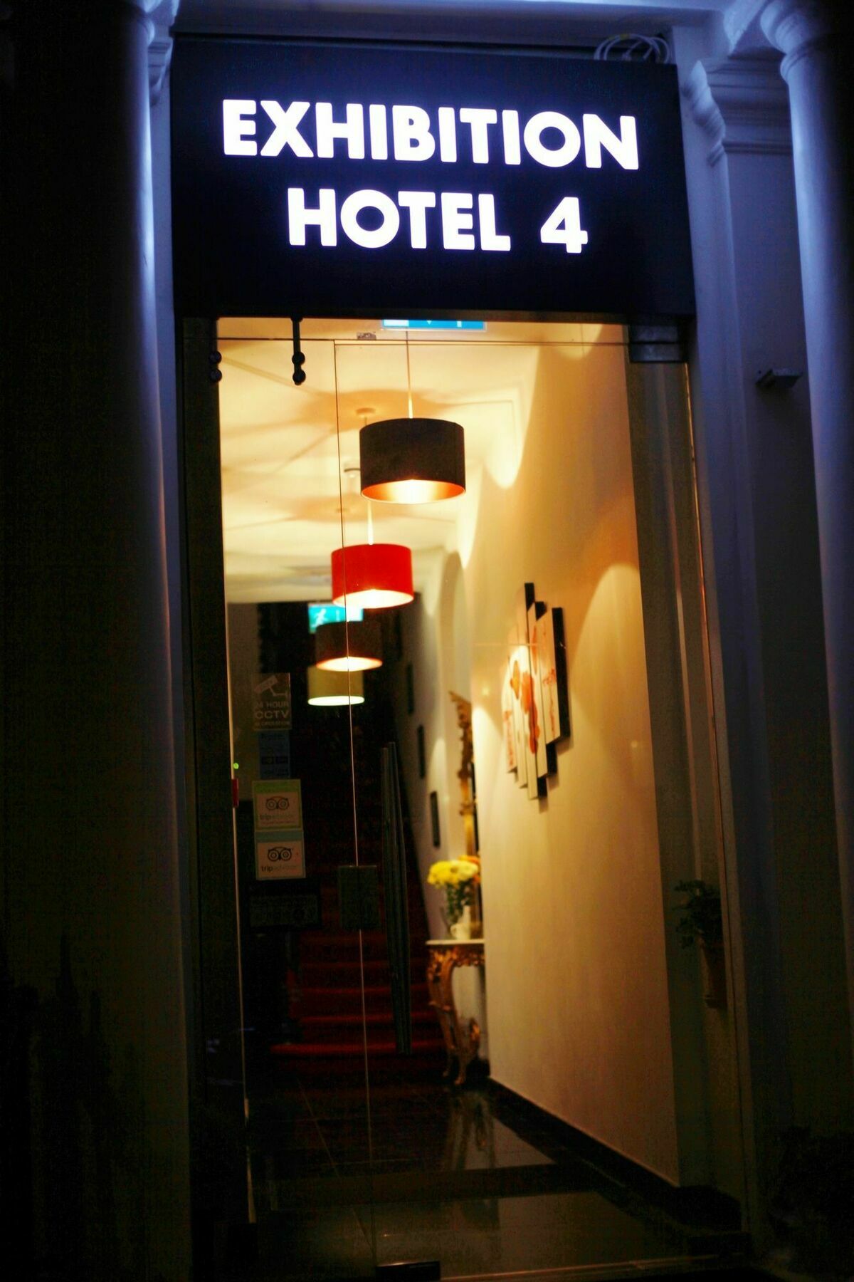 Exhibition Court 4 Hotel London