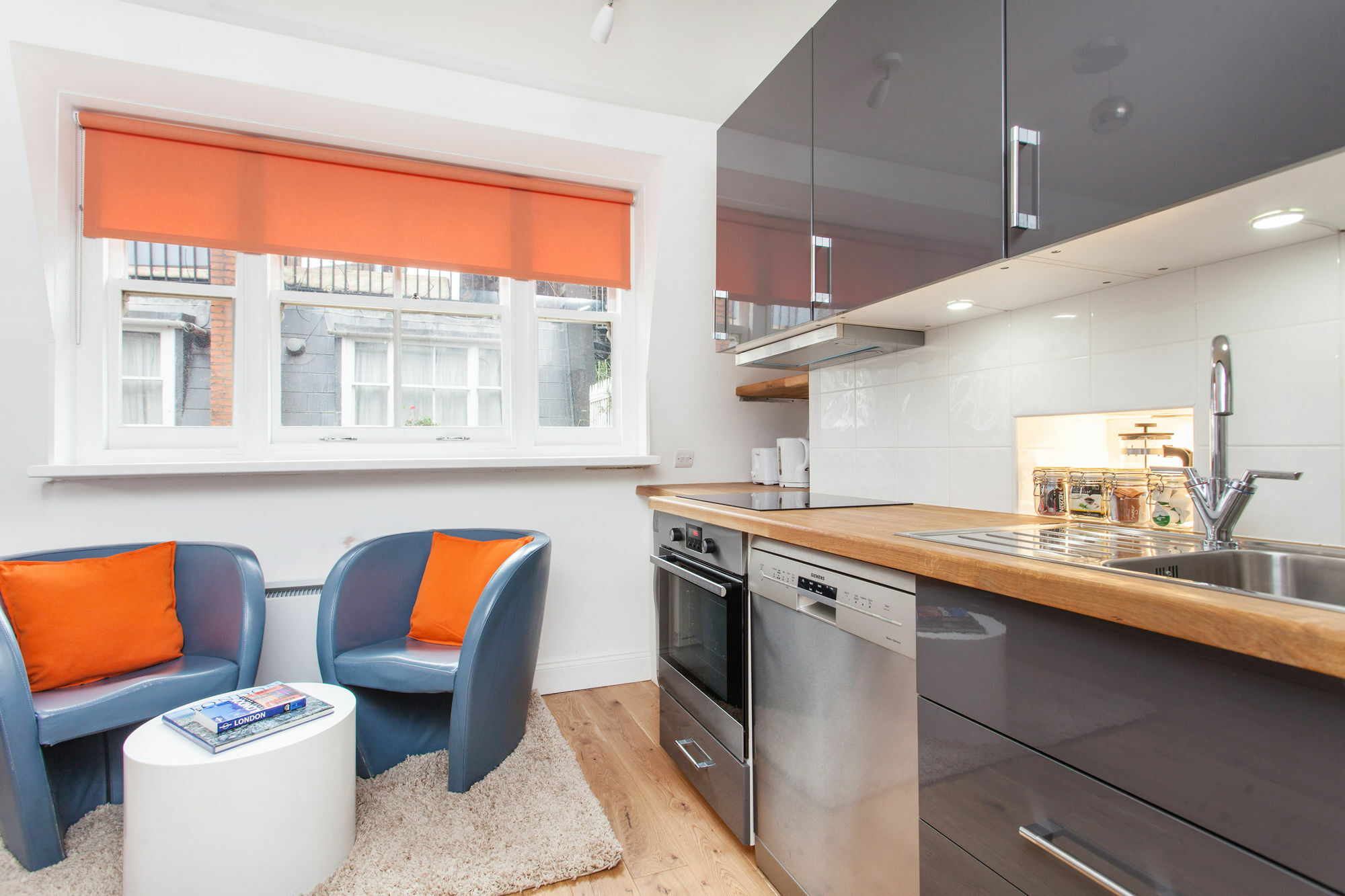 Soho Abode - Piccadilly Circus & Chinatown *