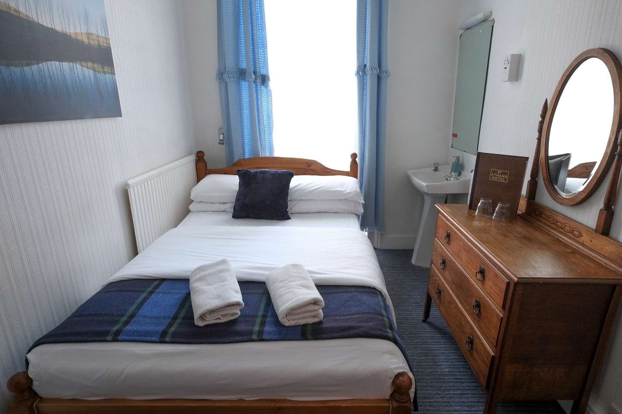 Hotel St Athans London