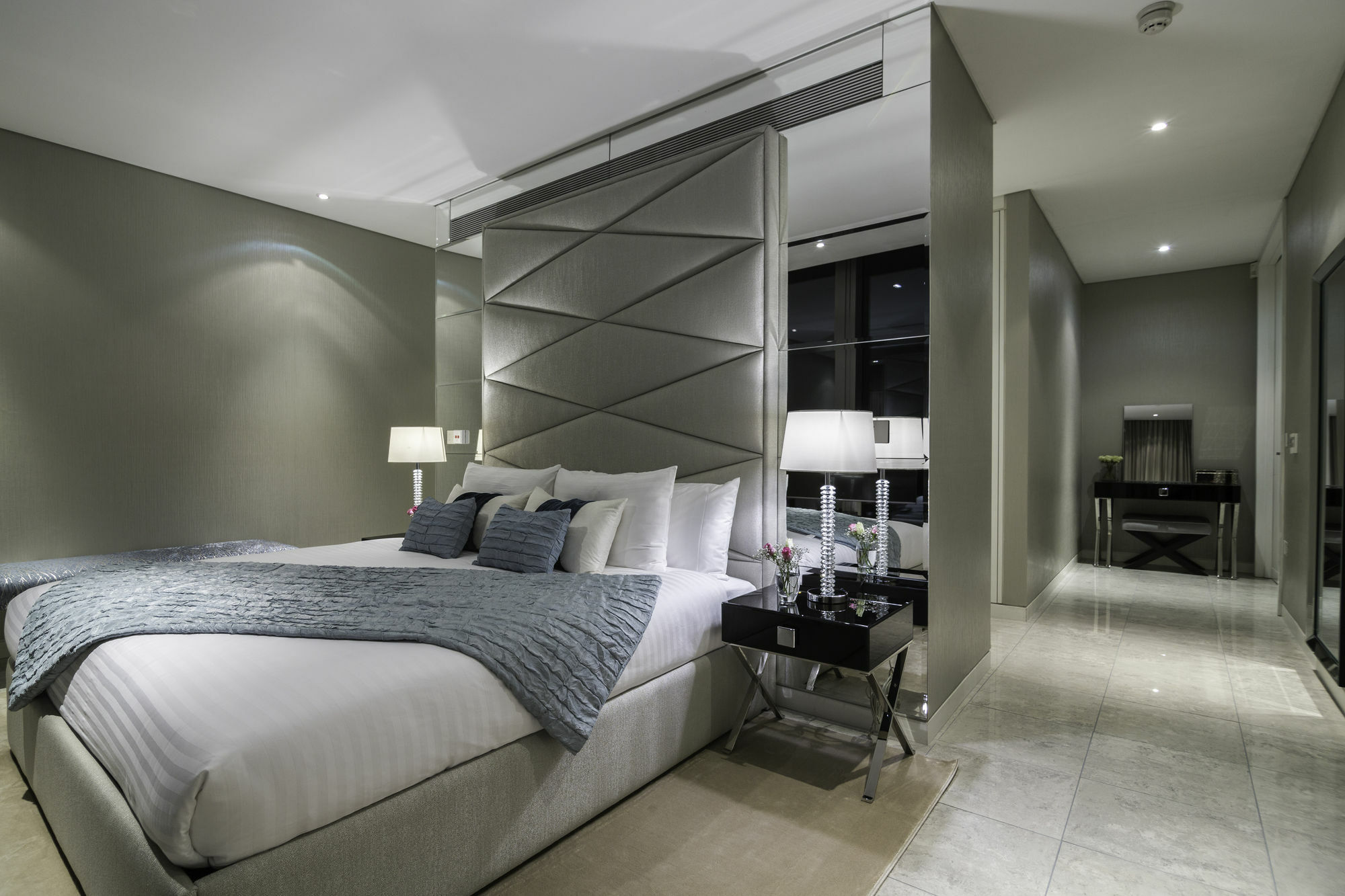 Chic Residency At Marble Arch