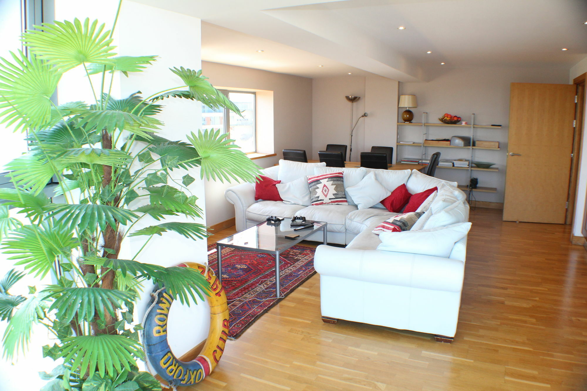 Apartment Bow