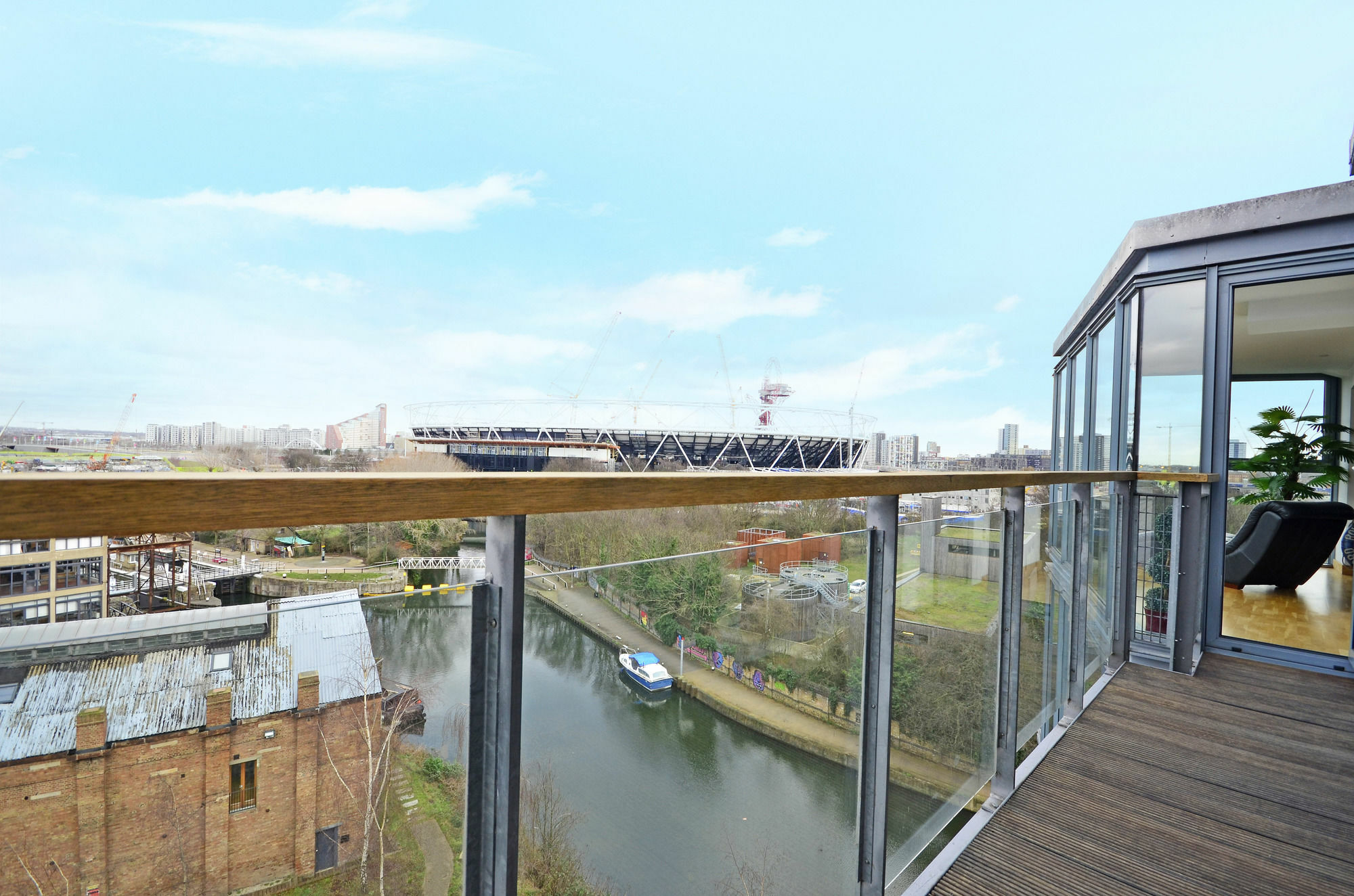 Bow Apartment London