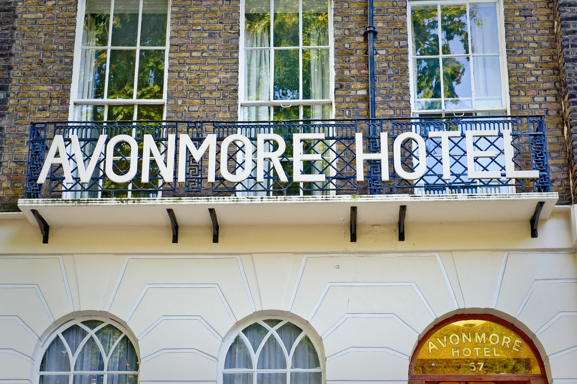 Hotel Avonmore 2*