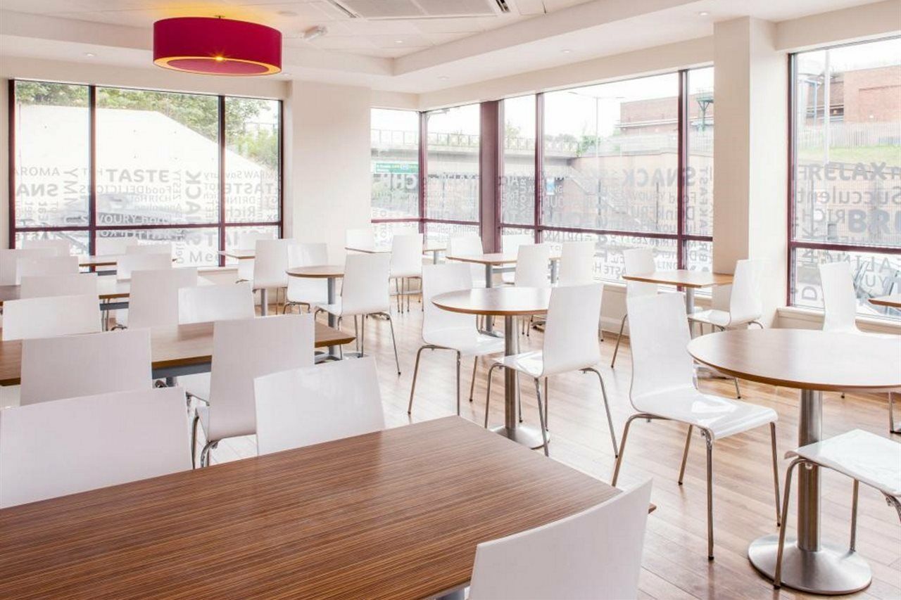 Hotell Travelodge Wembley 3*