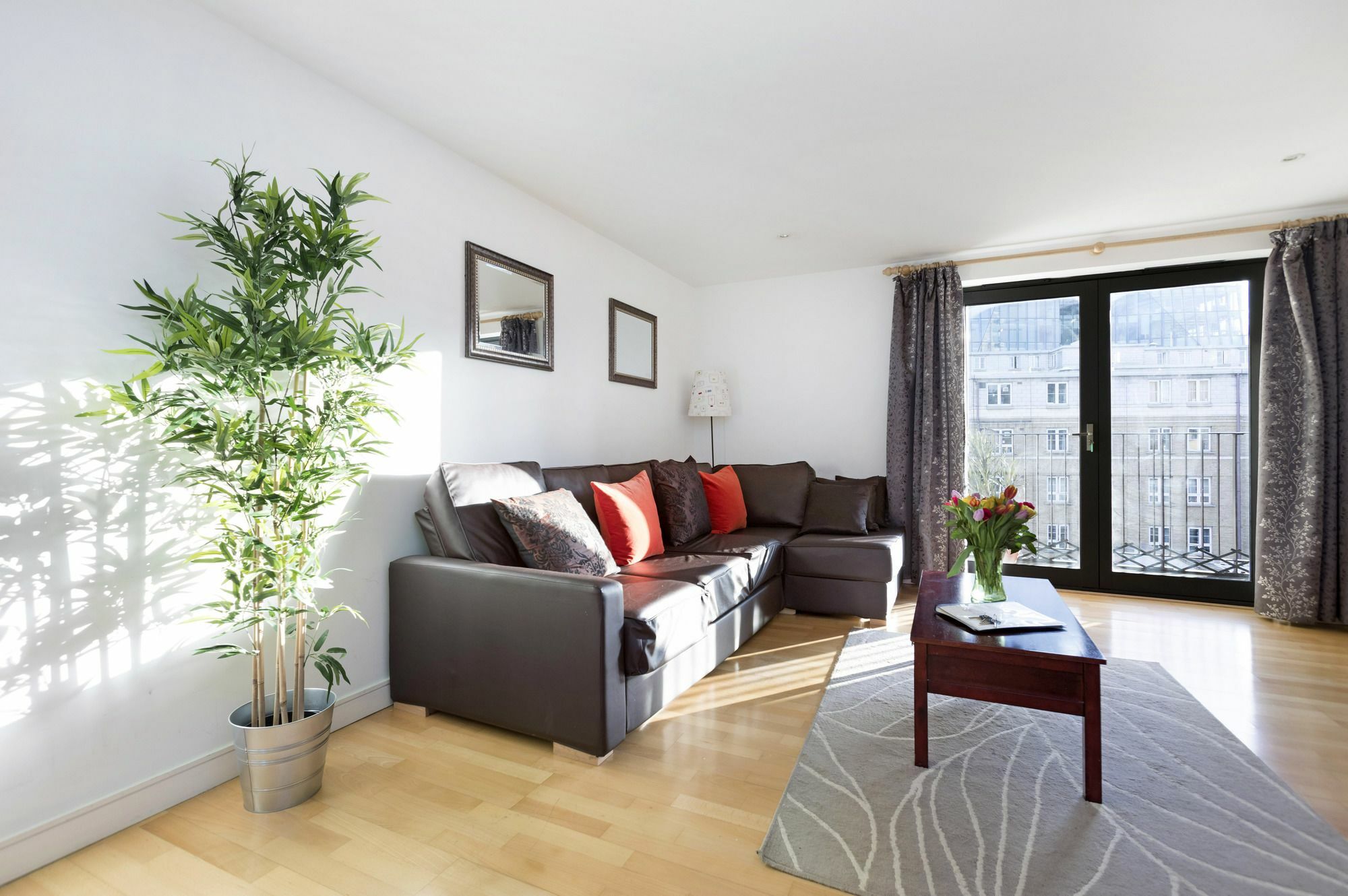 Club Living - Regents Park & Euston Apartments
