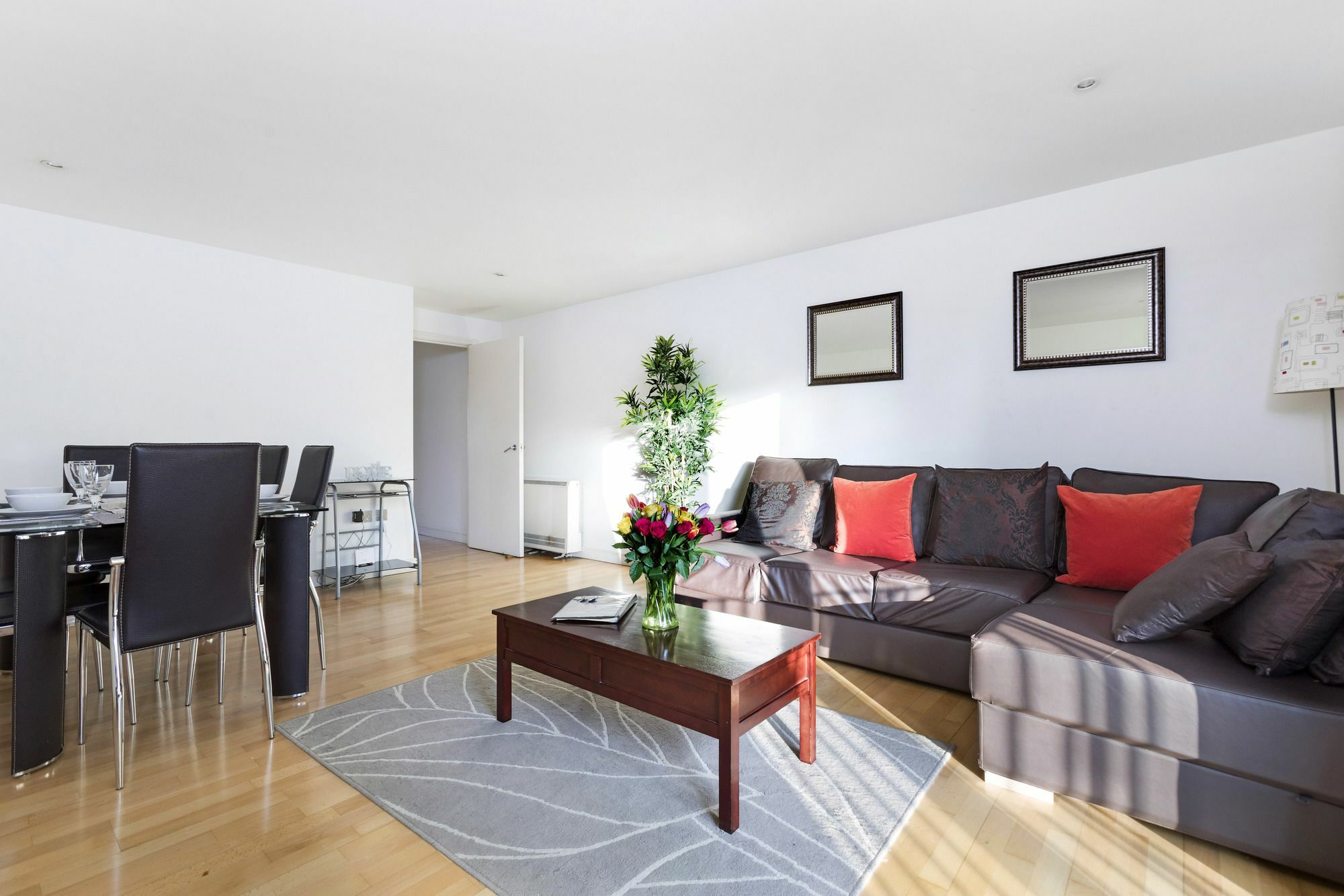 Club Living - Regents Park & Euston Apartments London