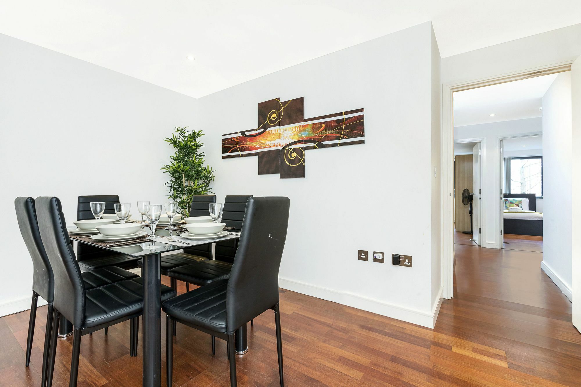 Club Living - Regents Park & Euston Apartments