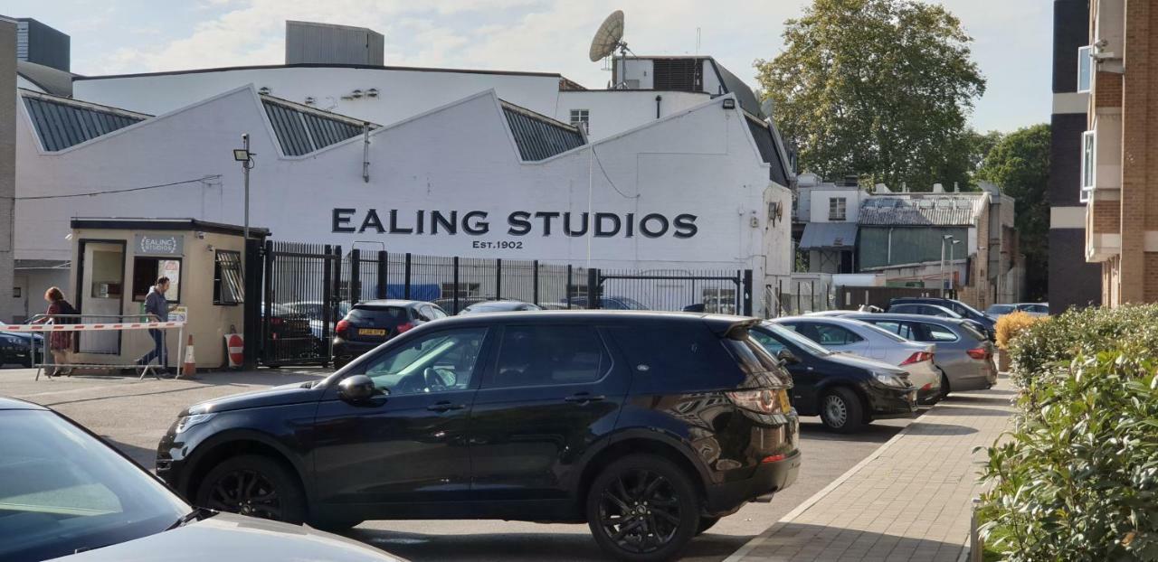 Heart Of Ealing With Garden Appartamento Londra