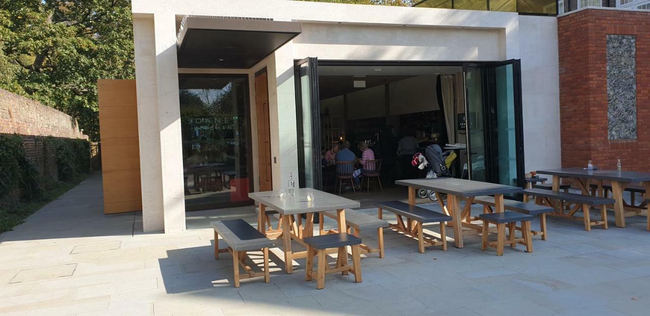 Heart Of Ealing With Garden Appartamento Londra