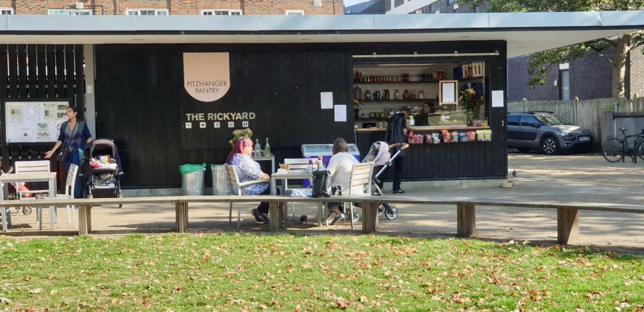Heart Of Ealing With Garden * Londen