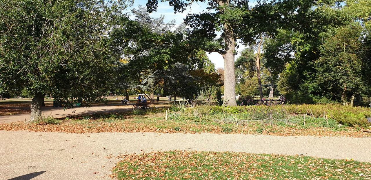Heart Of Ealing With Garden * Londen