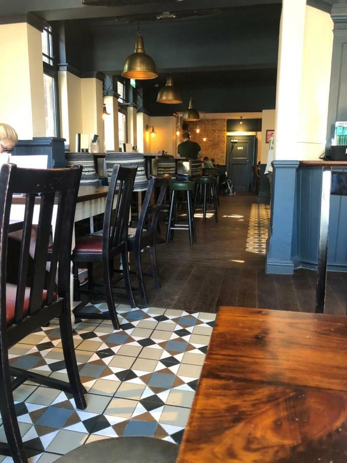 Publove @ The Steam Engine,waterloo *