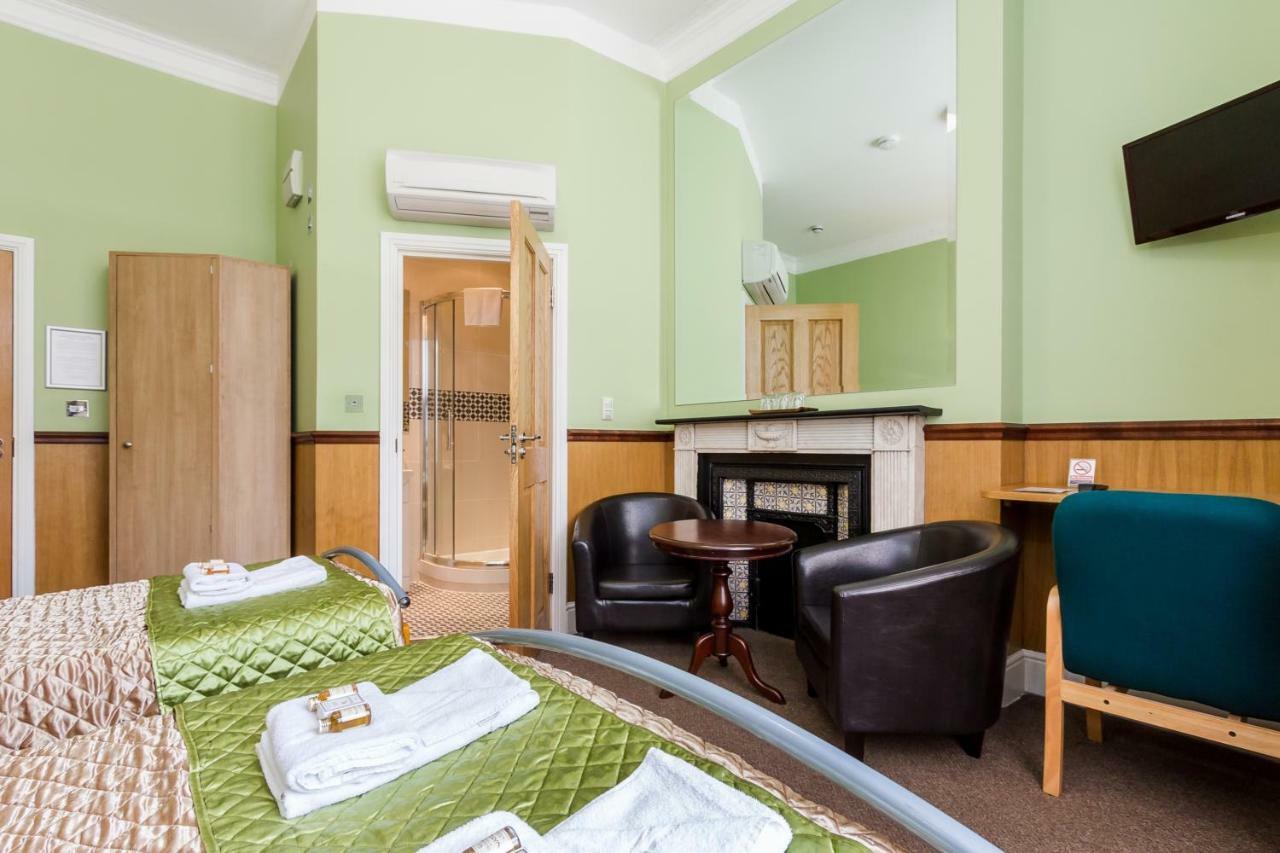 Hotell Gower House