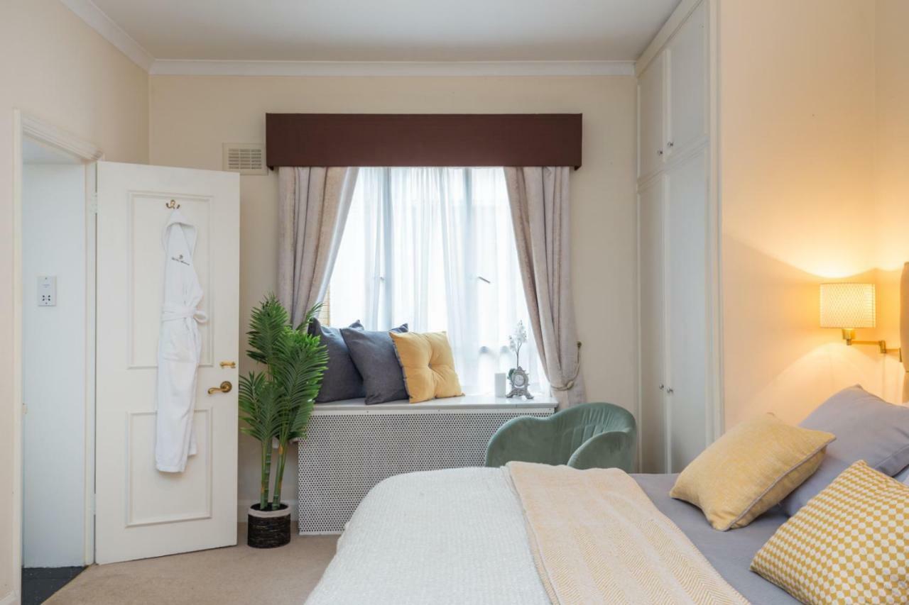 Park Lane Apartments/shaw House Apartment *