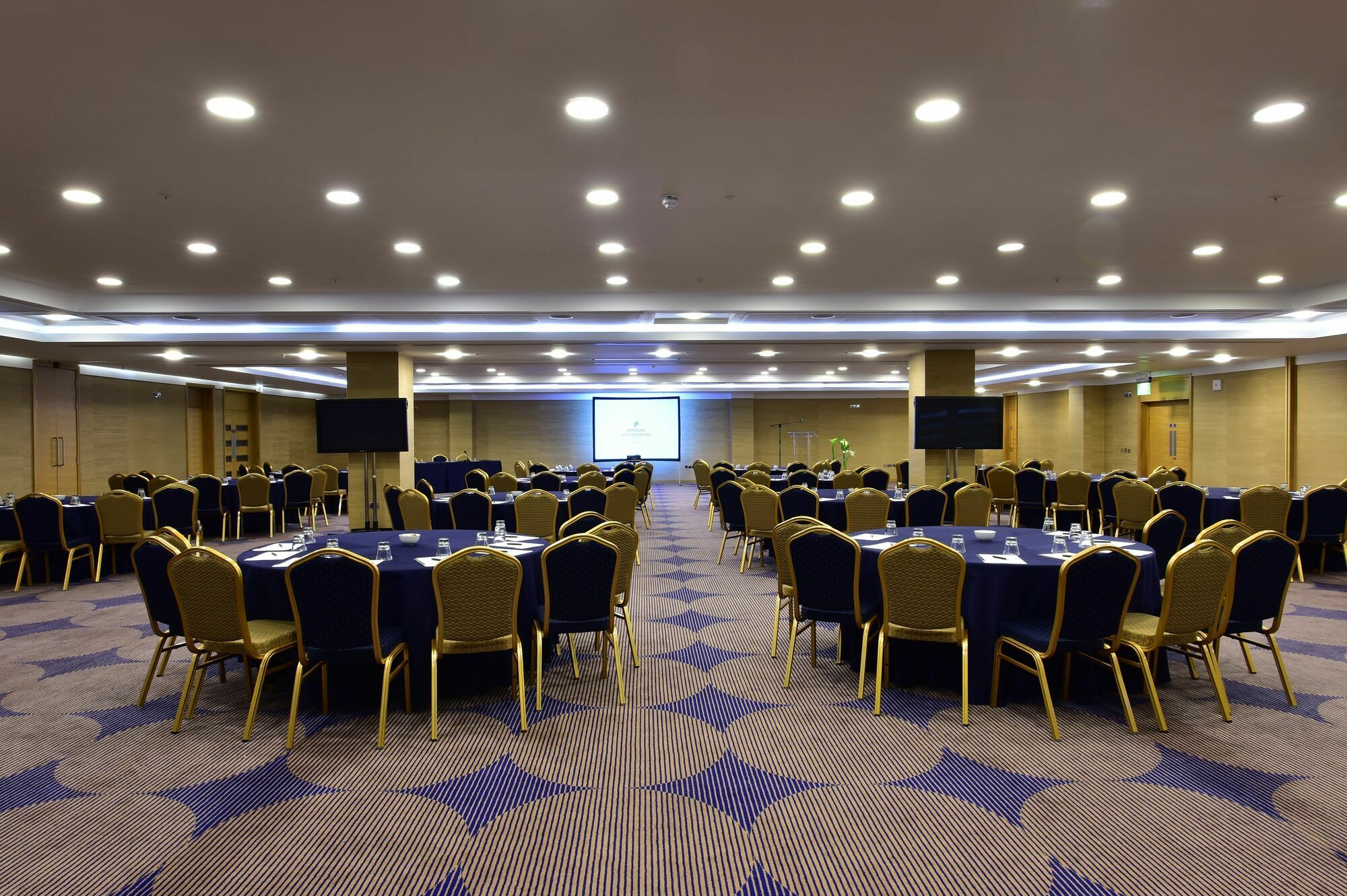 Pestana Chelsea Bridge & Hotell 4*