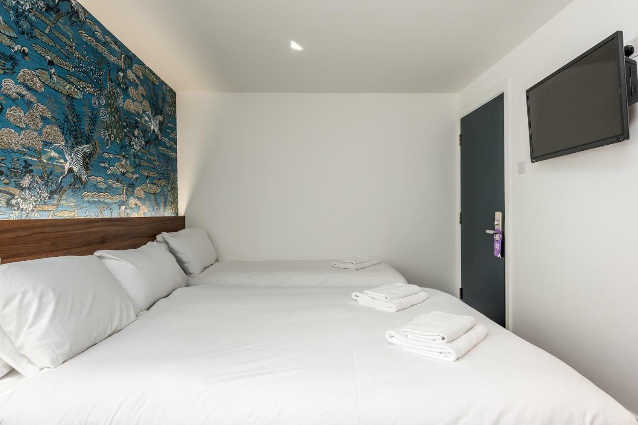 Queens Drive At Finsbury Park Hotel 3*