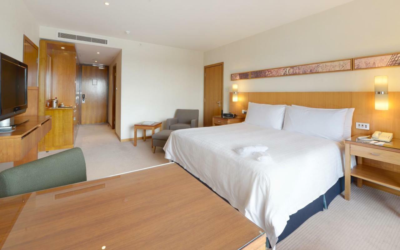 Canary Riverside Plaza Hotel London