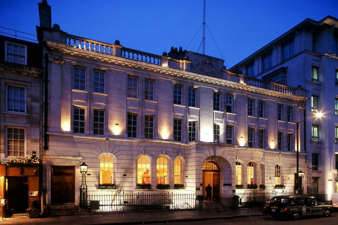Courthouse Hotell