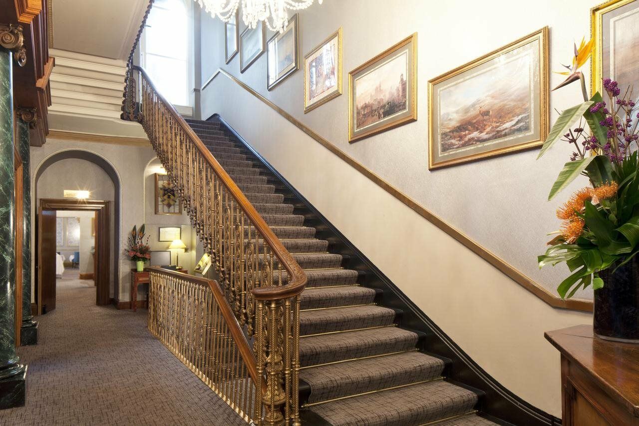 Gem Strathmore Hotel 4*