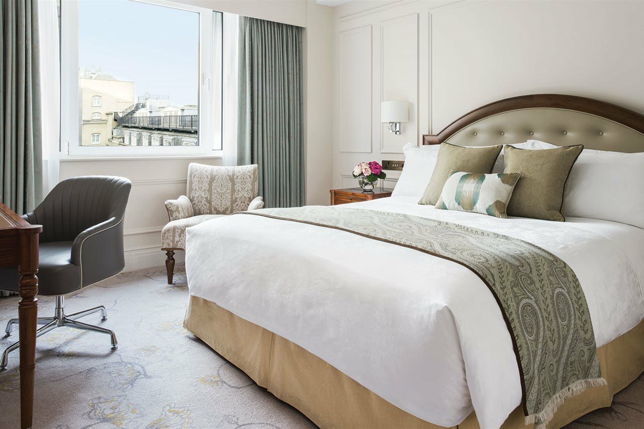 The Langham Hotell 5*